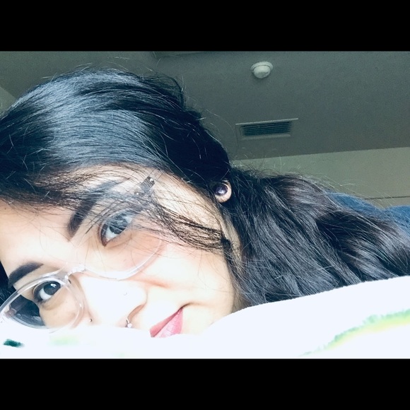 Meet your Posher, Valerie - Picture 3 of 7